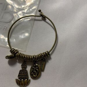 BANSRI WOMEN'S GOLD TONE Charm SPIRITUAL MOTIFS Bracelet RELAX BREATHE BRACELET